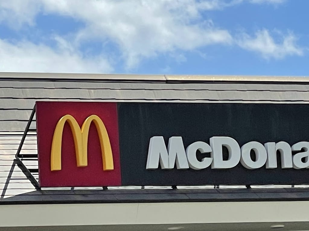 マクドナルド外観