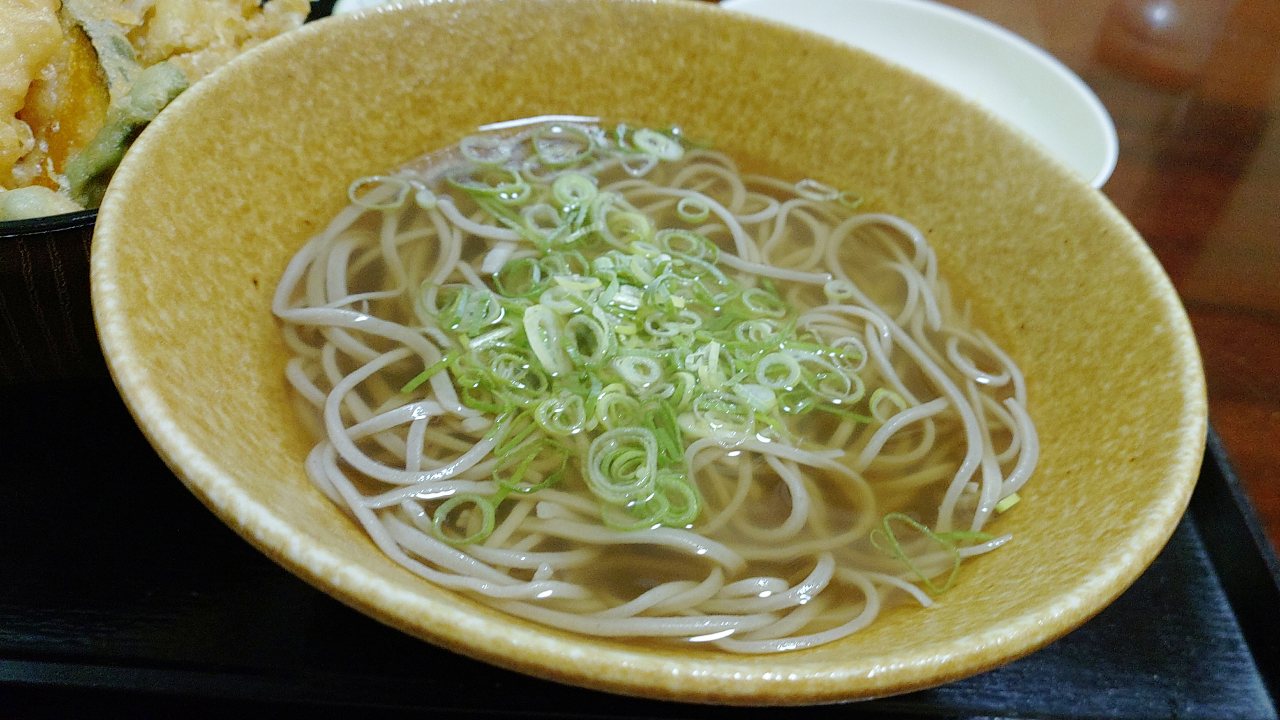 麺歩の蕎麦