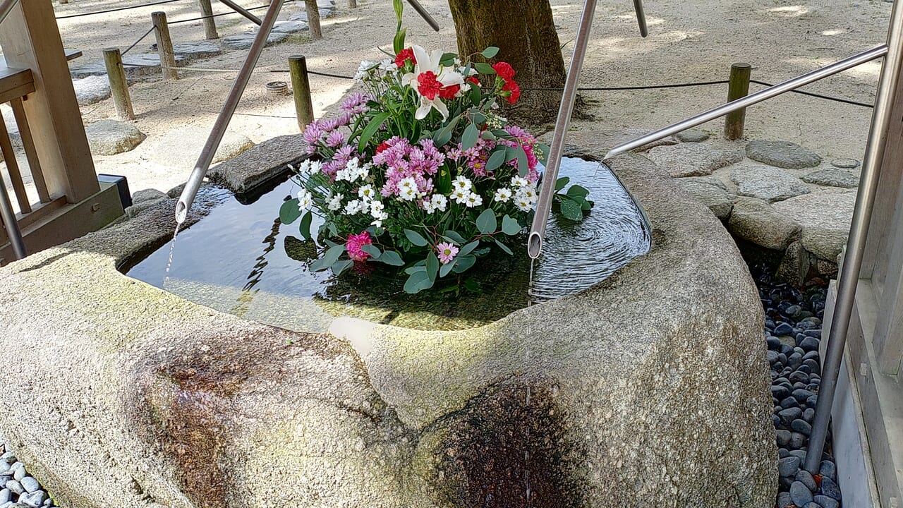 竈門神社の手水舎