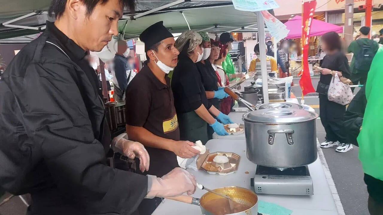 去年の【二日市はカレーの街。】の様子