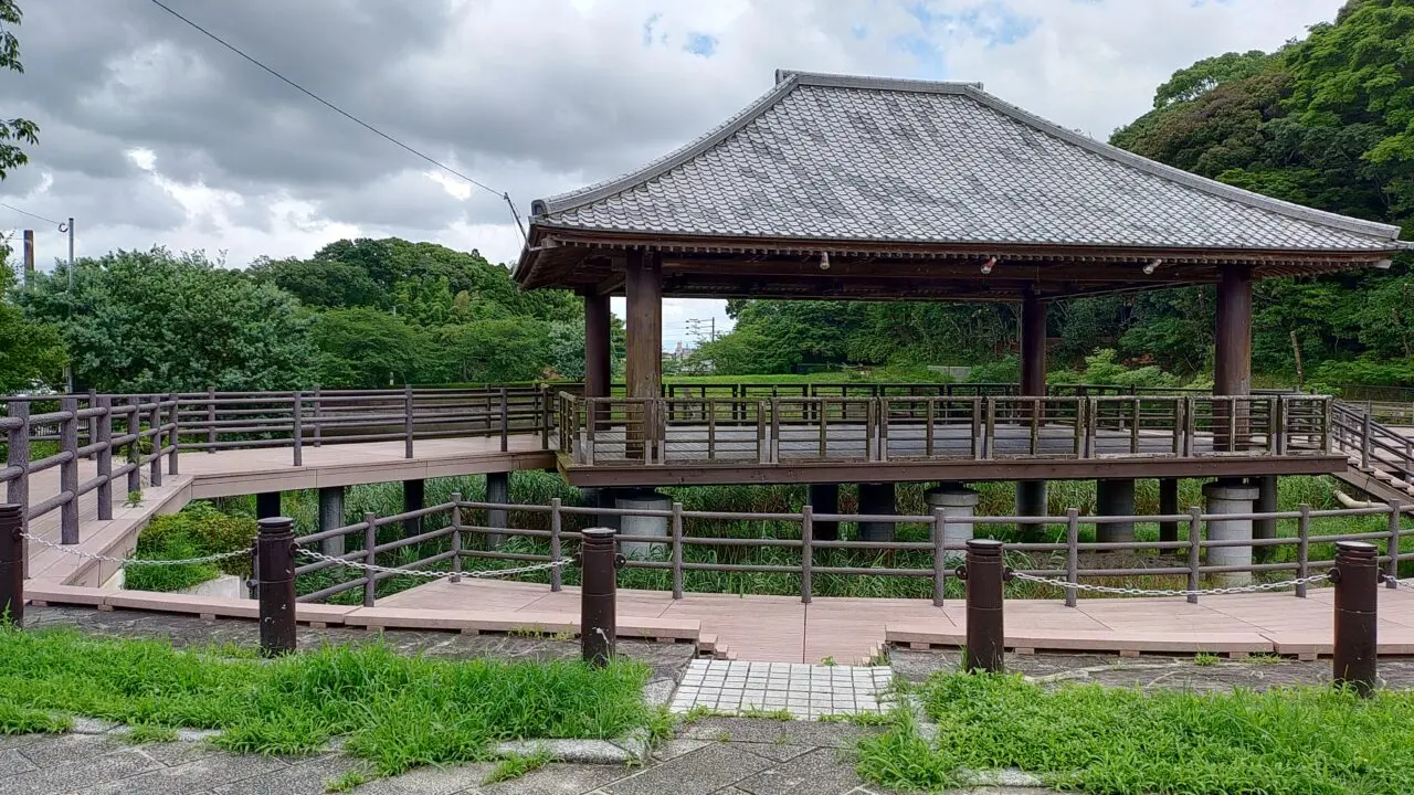 天拝山歴史自然公園のステージ