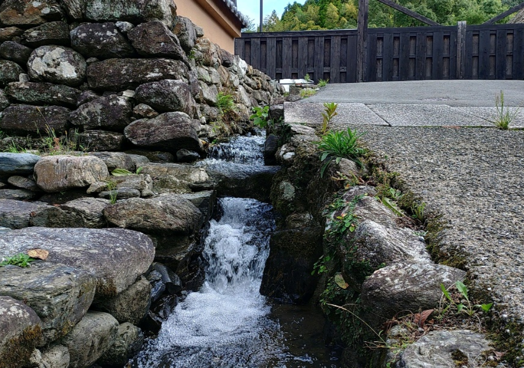 秋月の水路