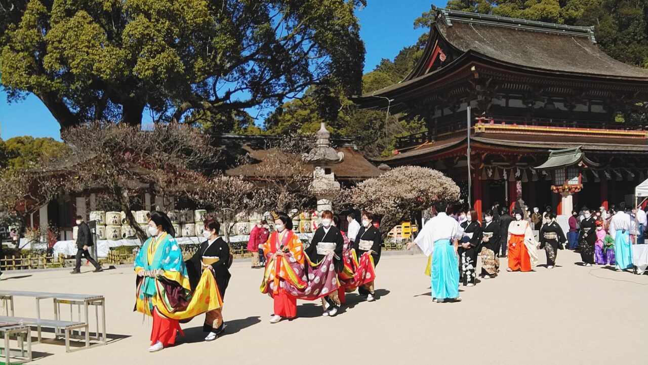 令和4年の曲水の宴の様子