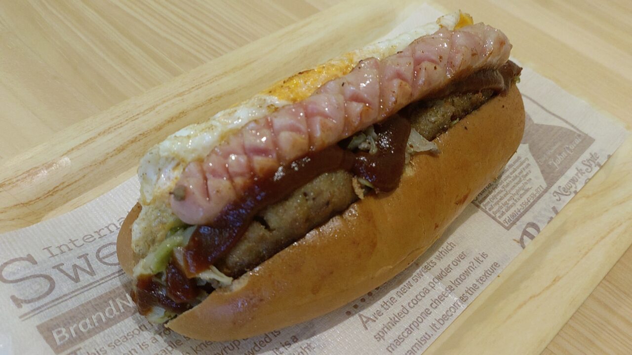今屋のハンバーガーのミックスエッグ