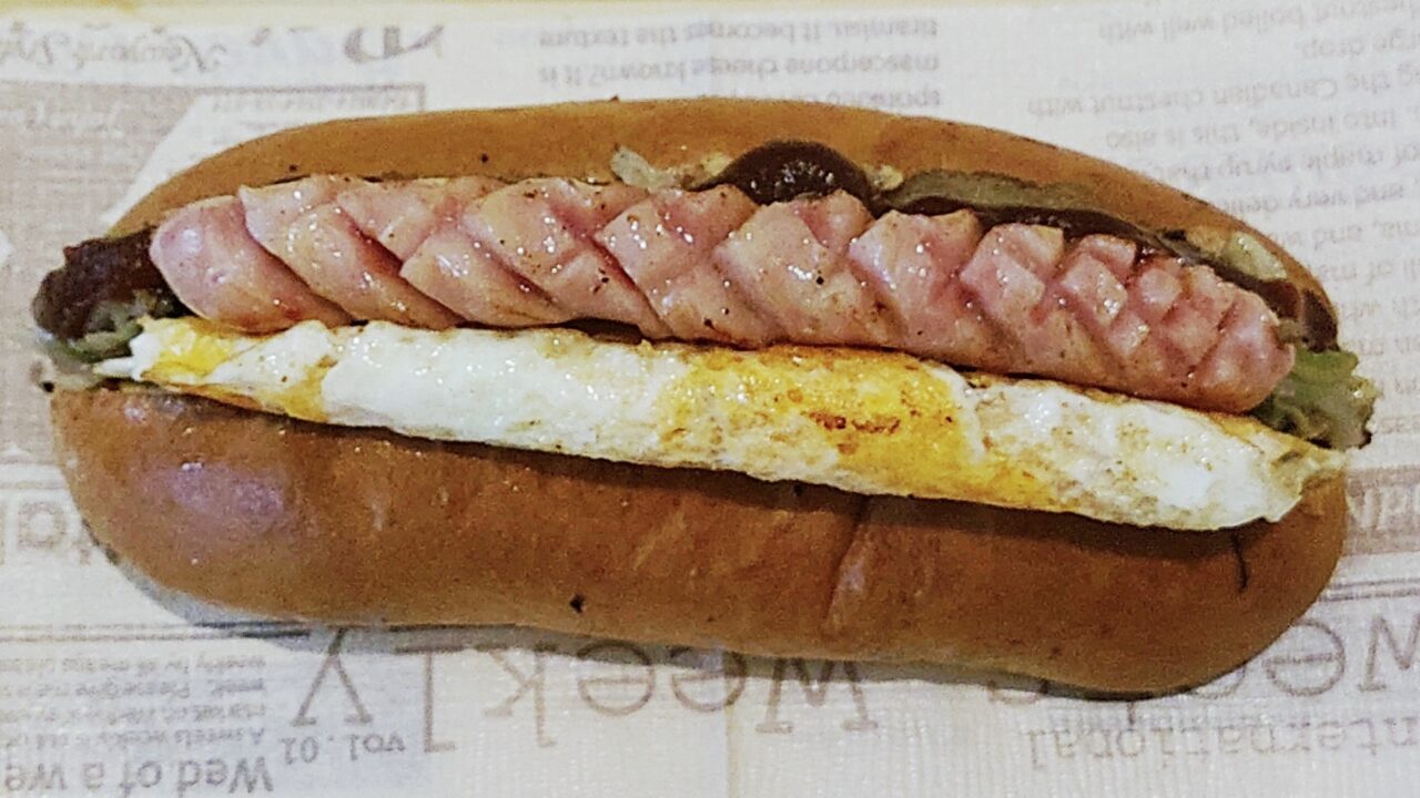 今屋のハンバーガーのミックスエッグ