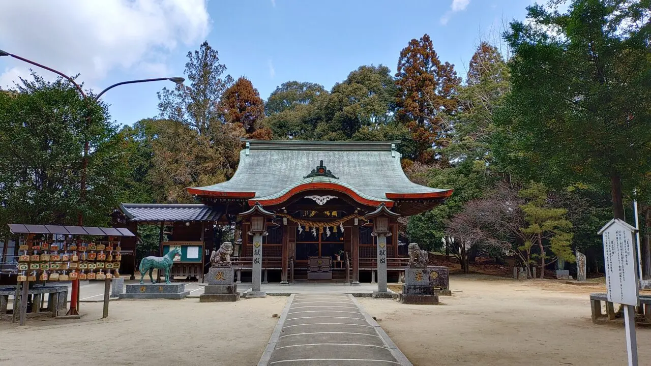 筑紫神社の拝殿
