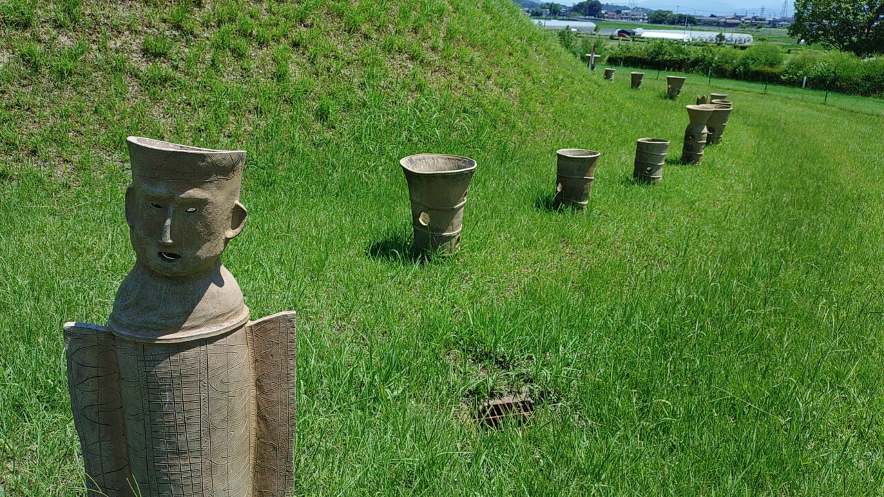 仙道古墳の埴輪（レプリカ）