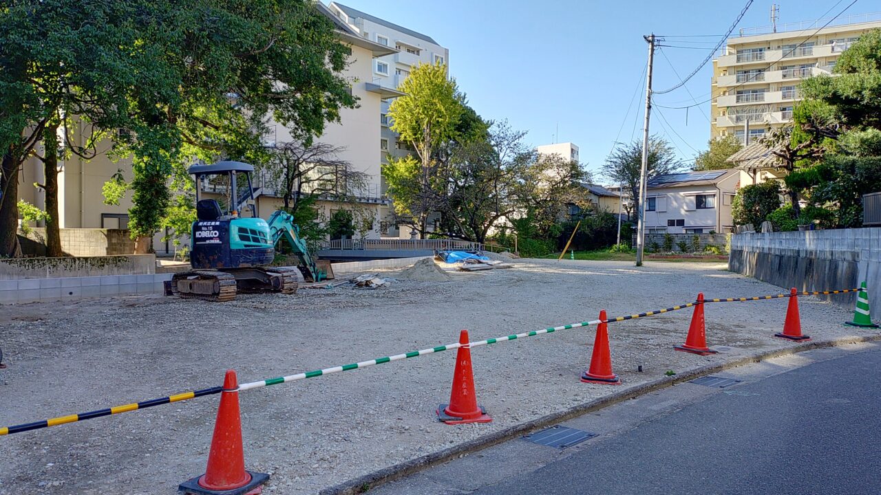 にしてつ通りの空き地