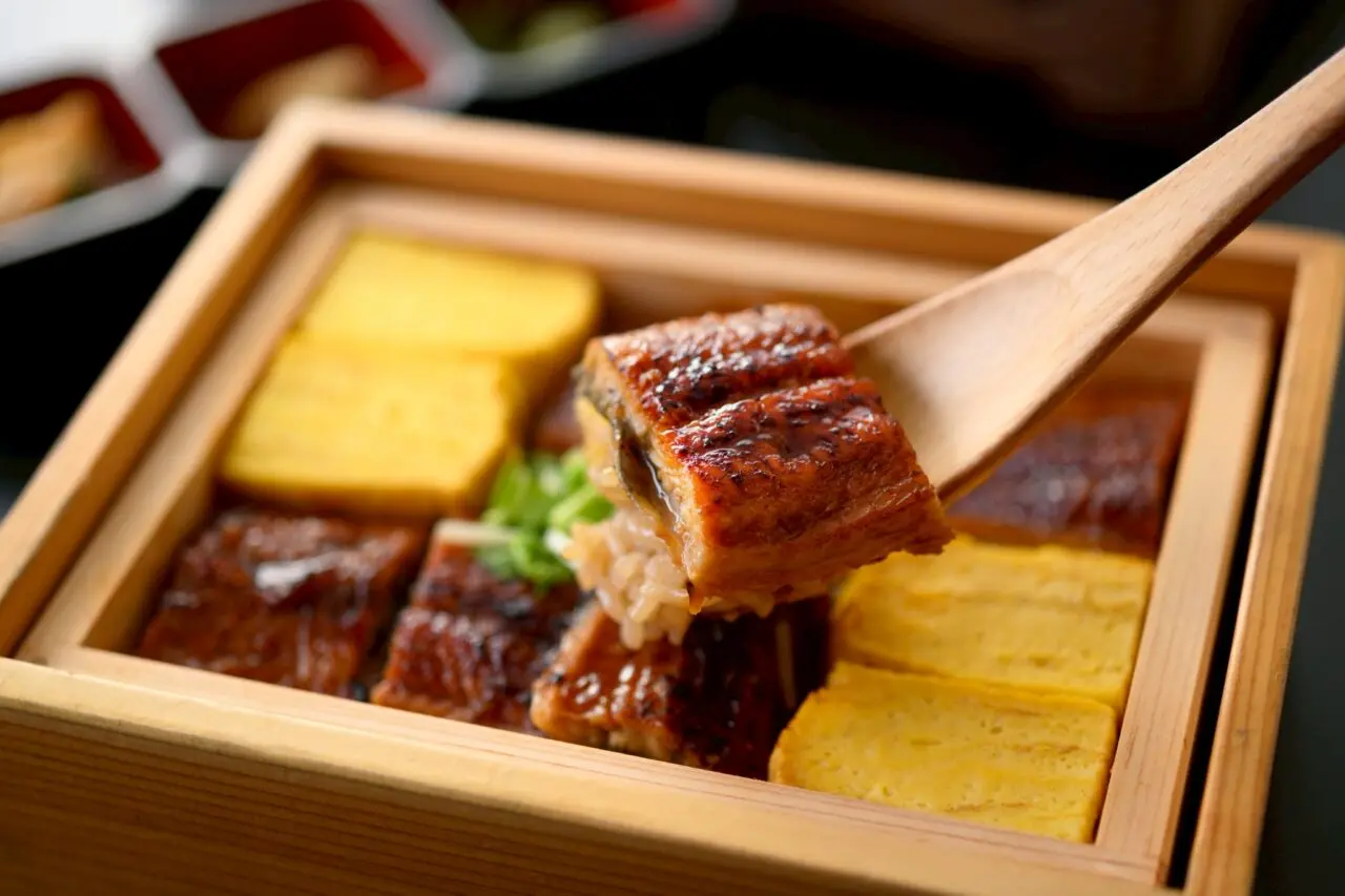 鰻のエイトのうなとろっ食感の鰻