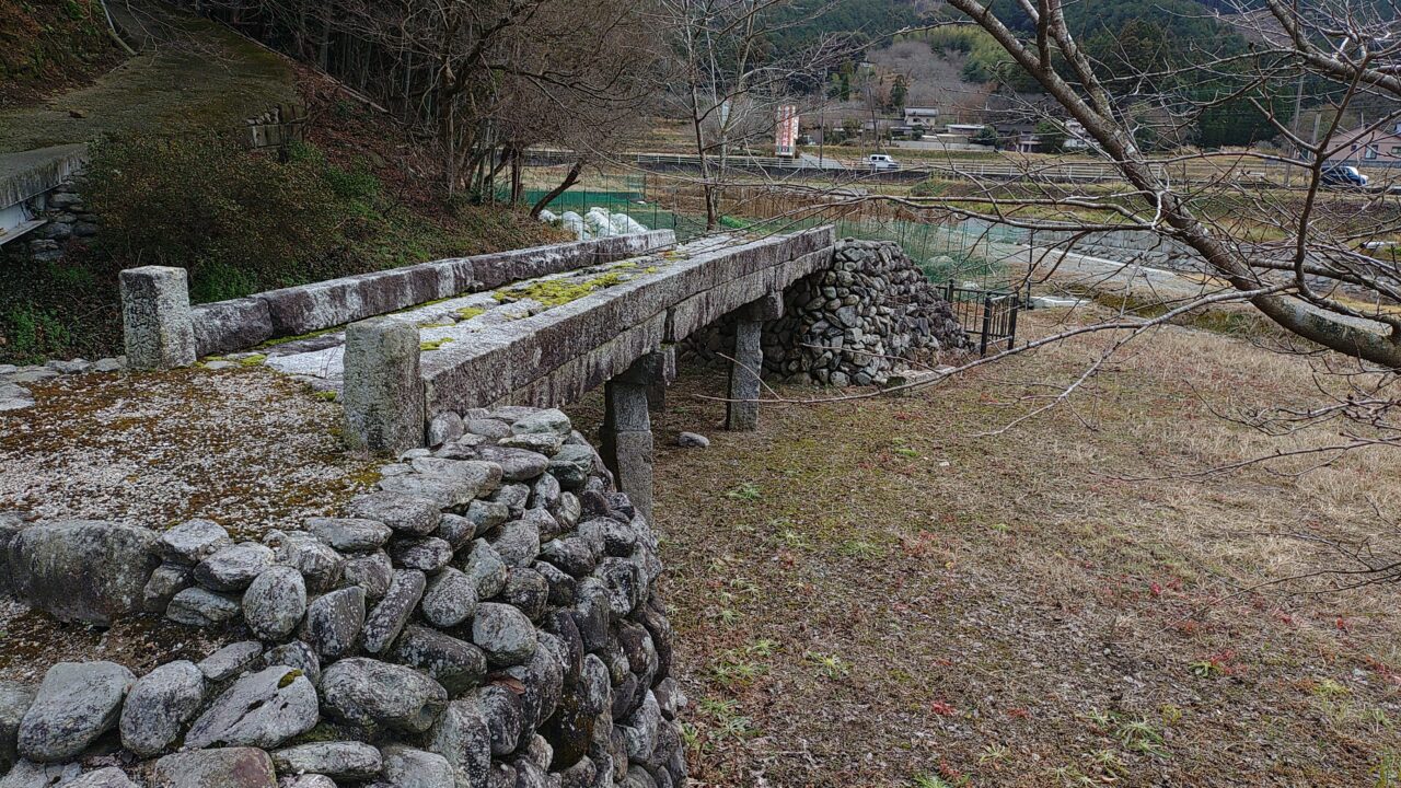 仁鳥の石橋桁橋