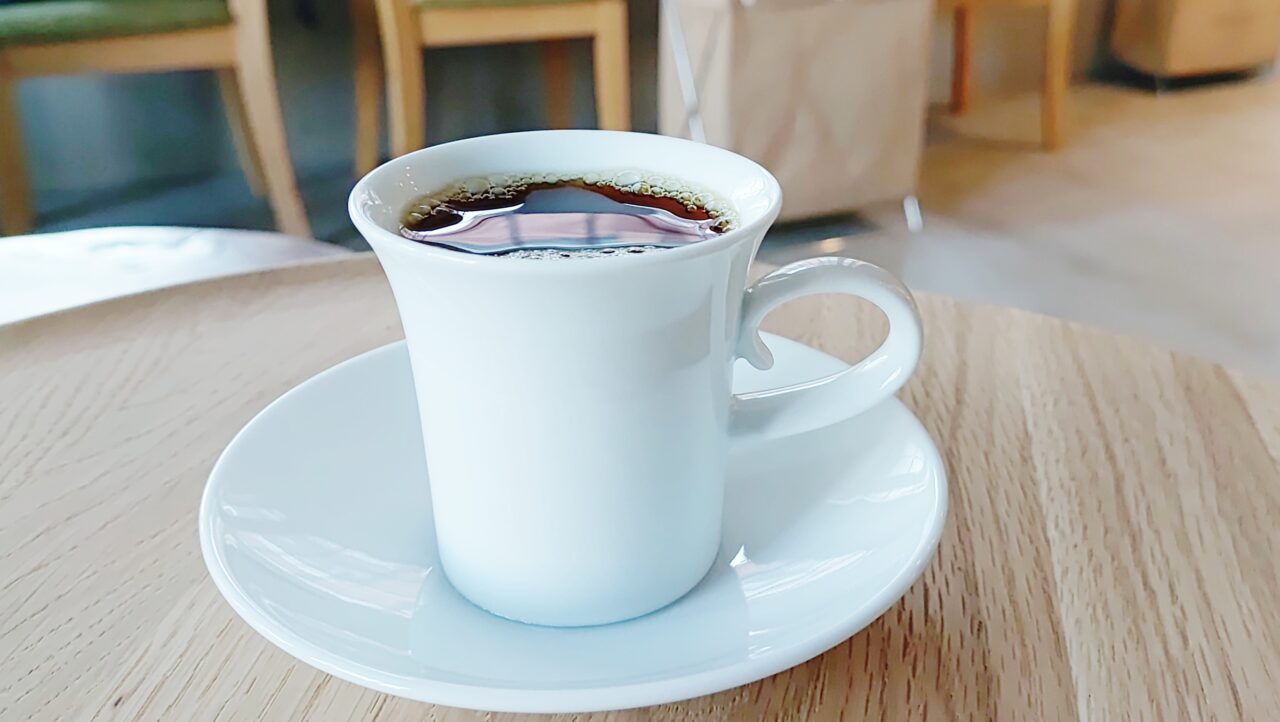 晴宿珈琲の店内