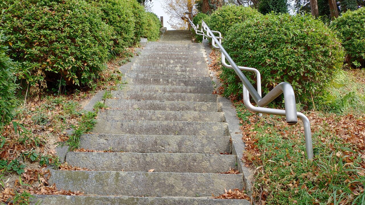 厳島神社の石段