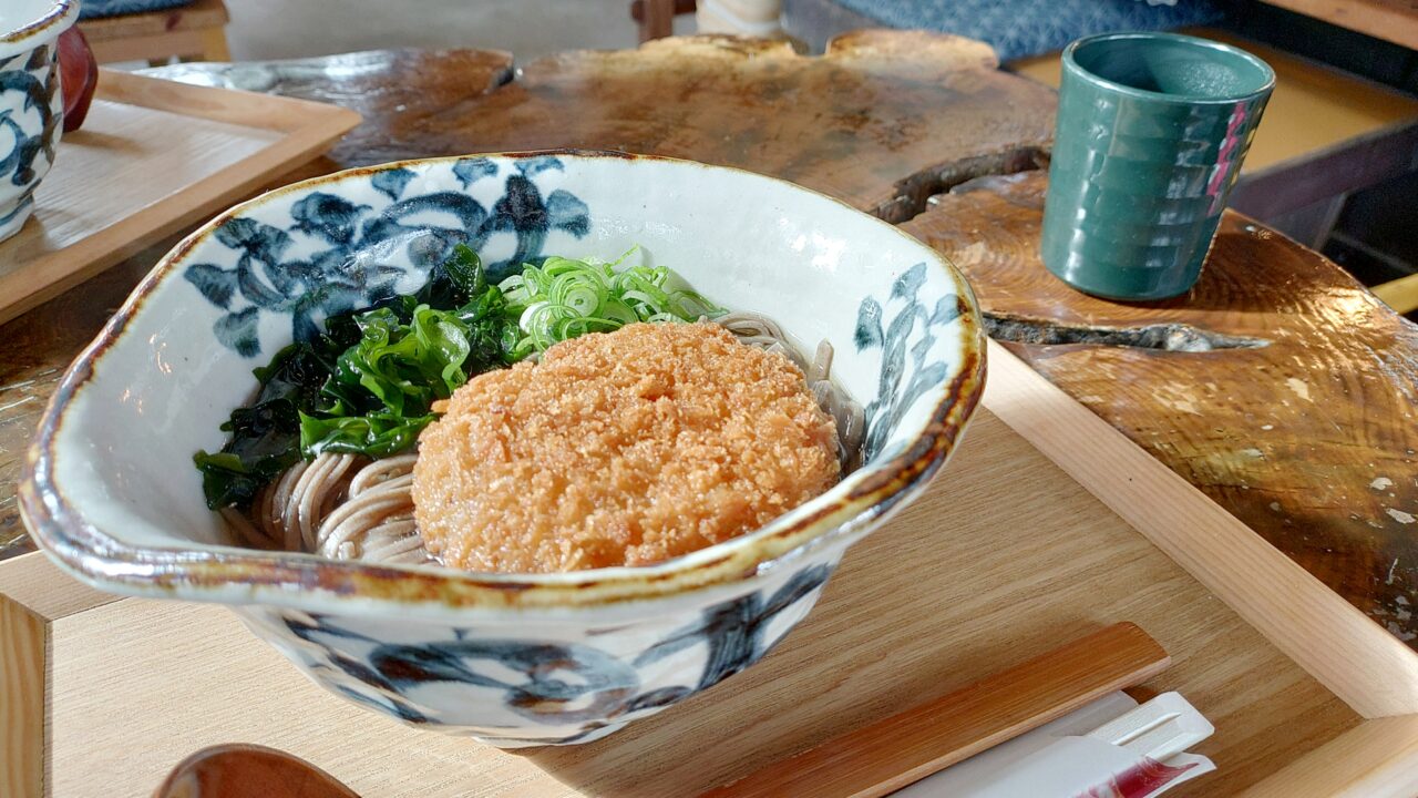 黒門茶屋のコロッケそば