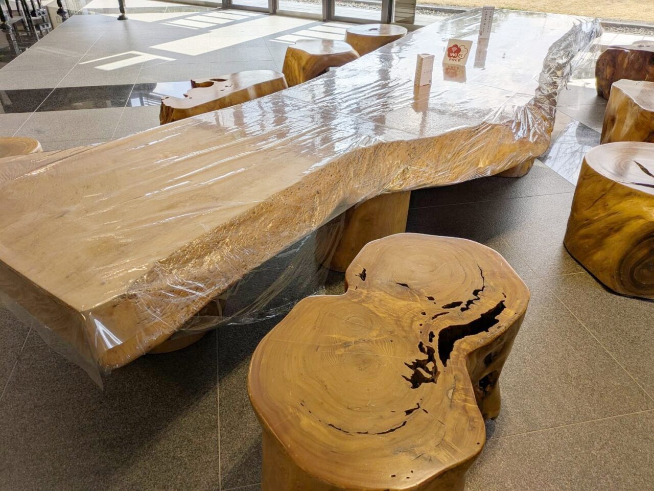 太宰府市文化ふれあい館のロビー