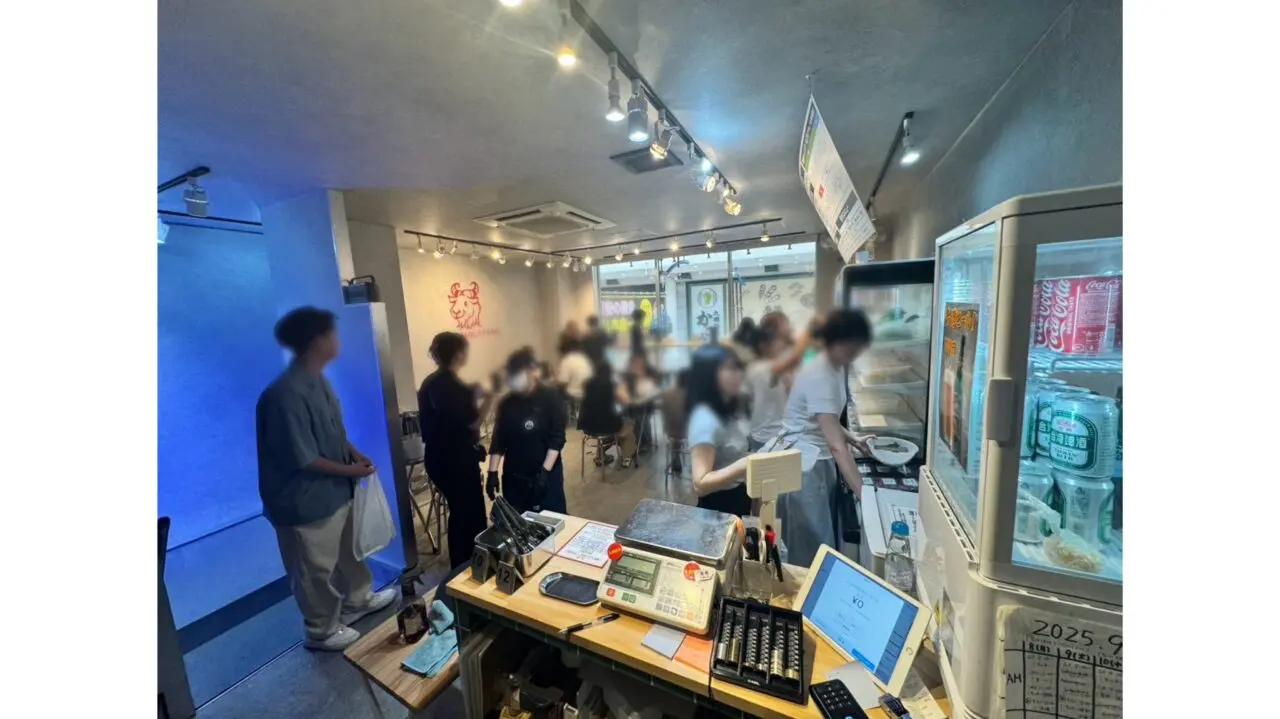 福恩麻辣湯の店内