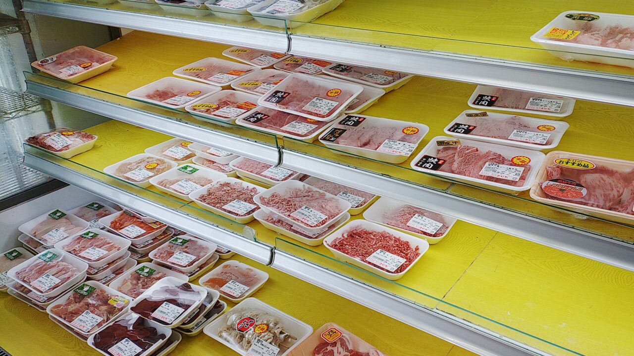 「肉のさいた」のショーケース