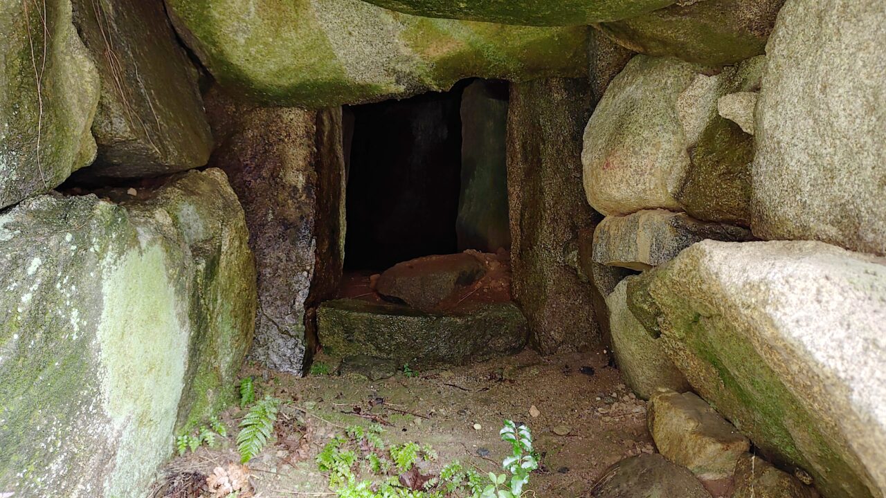 塚口古墳の内部