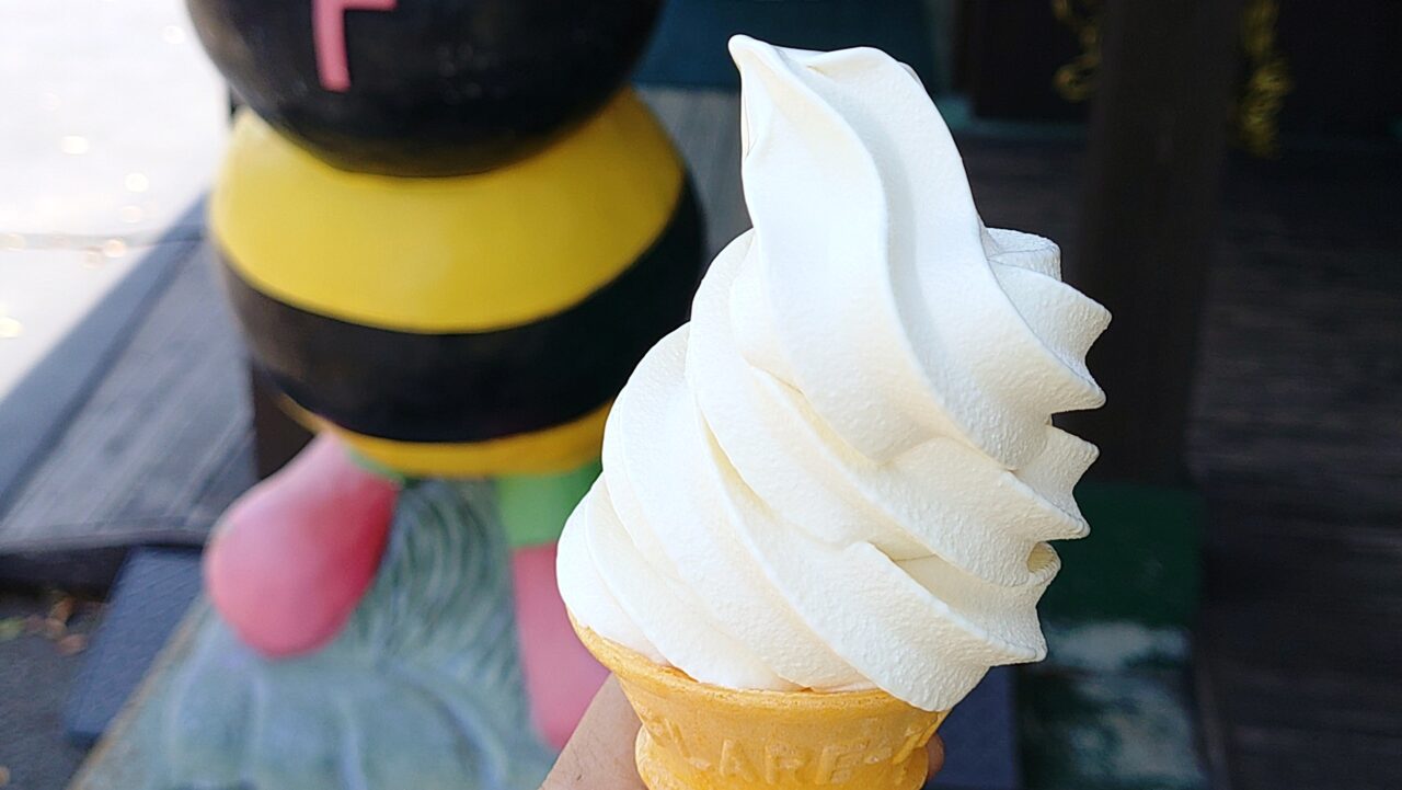 フジイのはちみつのソフトクリーム