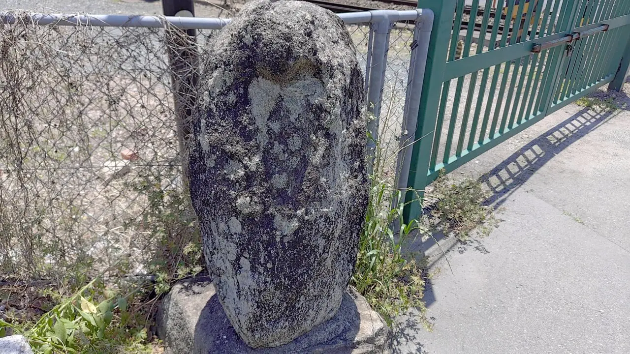 鶴の墓