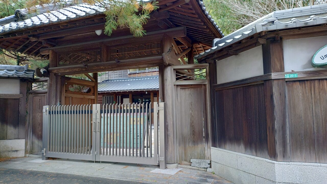 大丸別荘の東門