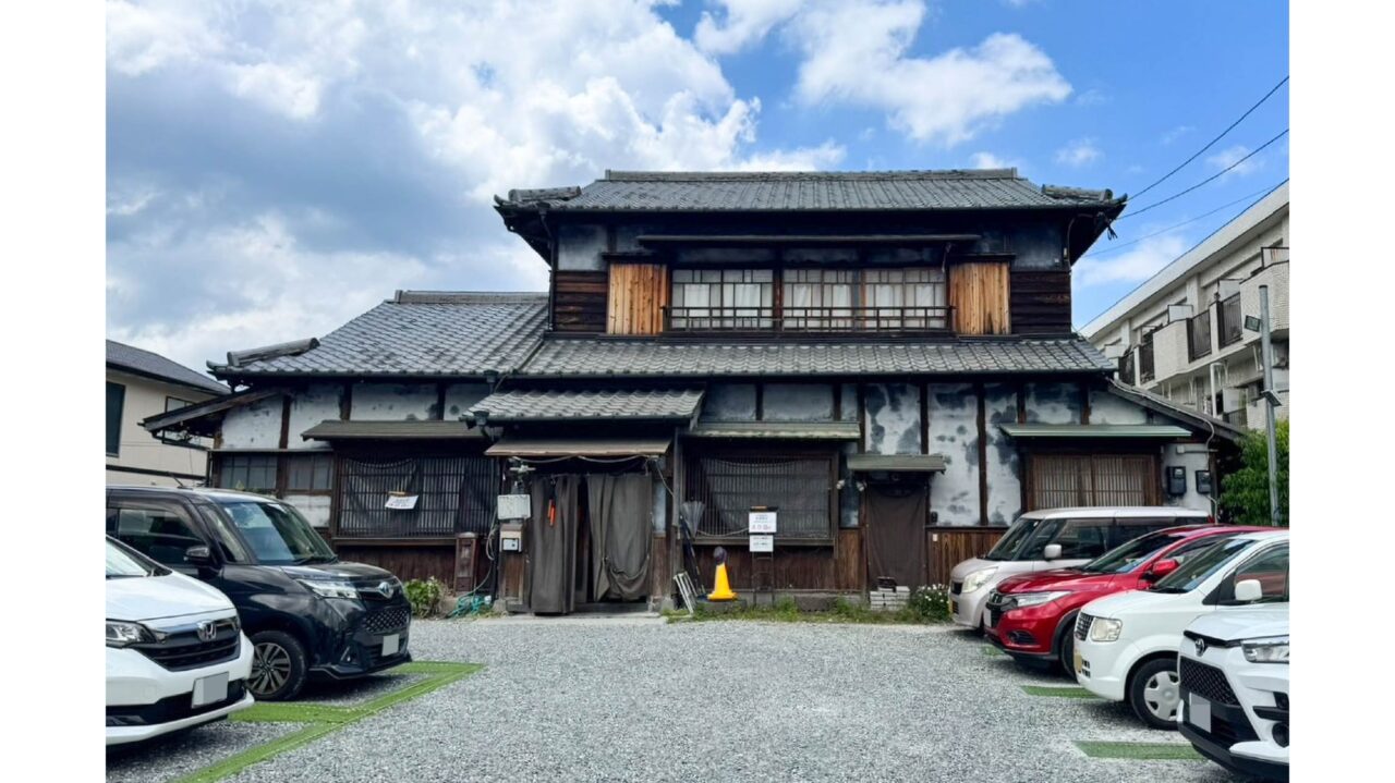 聴松園の外観