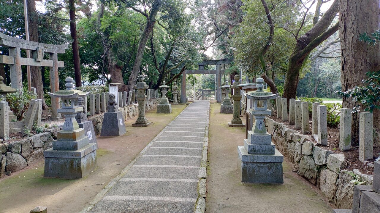 筑紫神社の参道